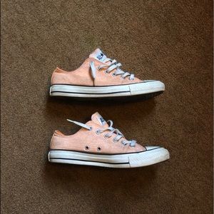 Converse Chuck Taylor Low Top